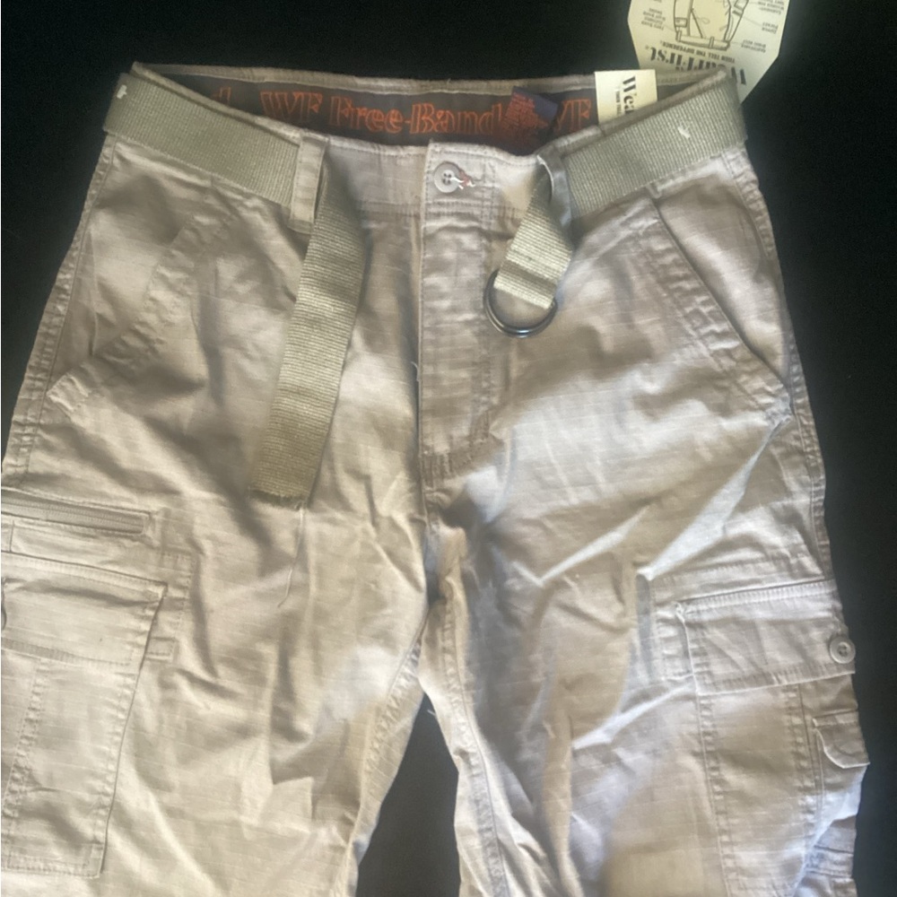 Free Band Men’s Gray Cargo Shorts